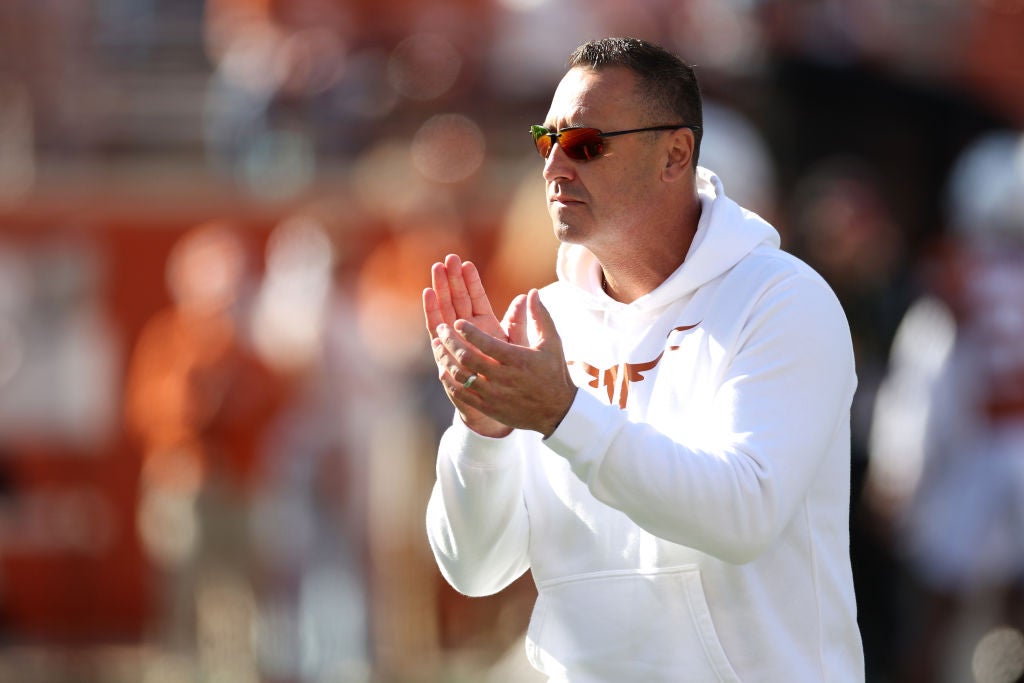 一个榜样的 一个榜样的